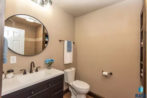201 4th St, Worthing, SD 57077 photo 10