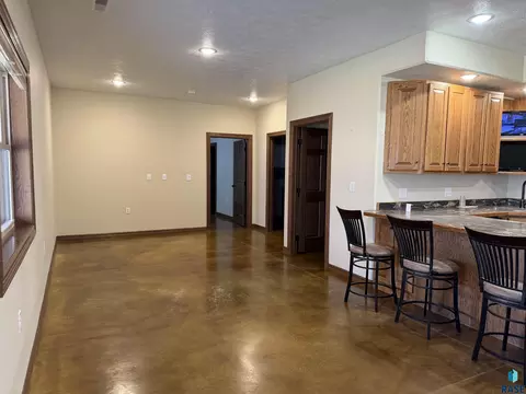 219 S Division Ave, Madison, SD 57042 photo 26