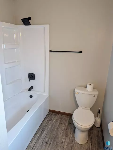 603 W 3rd St, Dell Rapids, SD 57022 photo 13