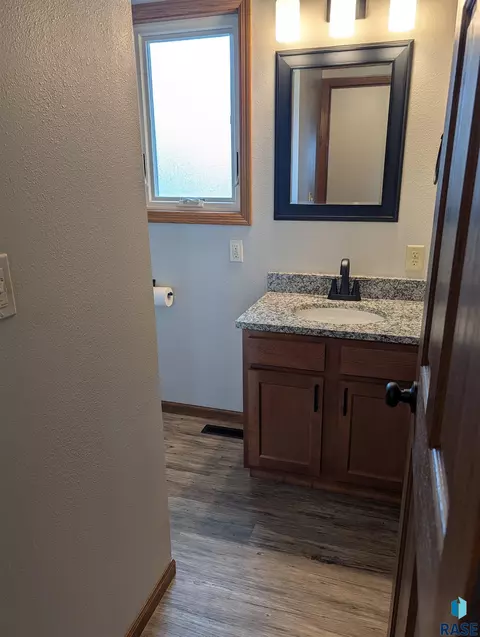 603 W 3rd St, Dell Rapids, SD 57022 photo 12