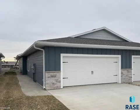 3618 S Heather Ave, Sioux Falls, SD 57106