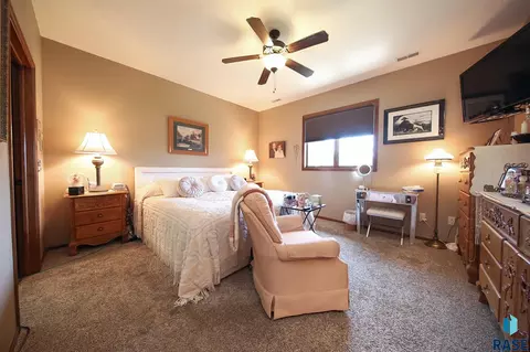 Bedroom - 4501 E Kearney Pl, Sioux Falls, SD 57110 photo 3 of 6