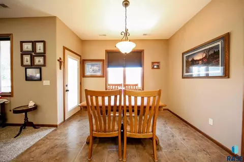 Dining - 4501 E Kearney Pl, Sioux Falls, SD 57110 photo 3 of 3
