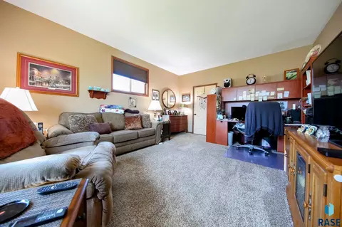 Living - 4501 E Kearney Pl, Sioux Falls, SD 57110 photo 3 of 3