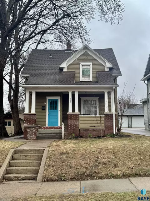 112 S Menlo Ave, Sioux Falls, SD 57104