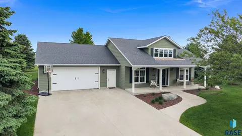 54 N Gulch Ln, Wentworth, SD 57075