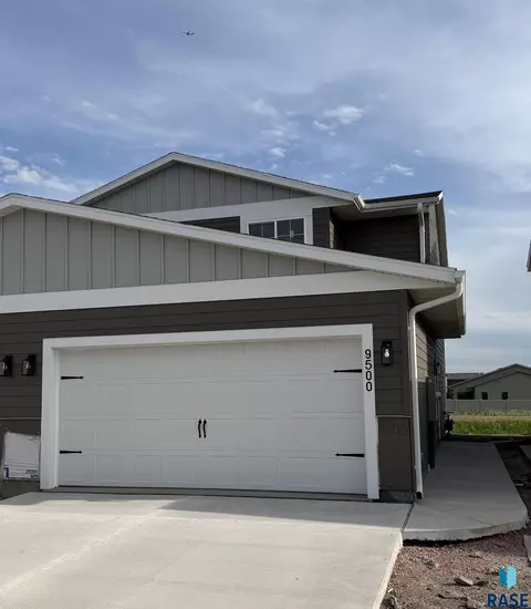 9500 W Tunis Dr, Sioux Falls, SD 57106