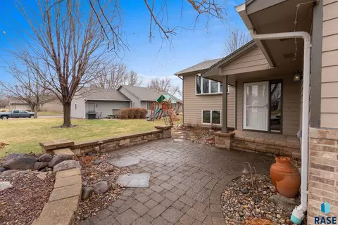 Exterior - 117 Thad St, Brandon, SD 57005 photo 2 of 6