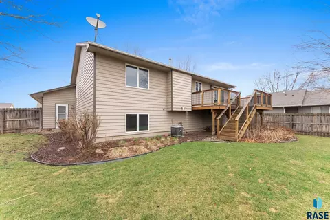 Exterior - 117 Thad St, Brandon, SD 57005 photo 6 of 6