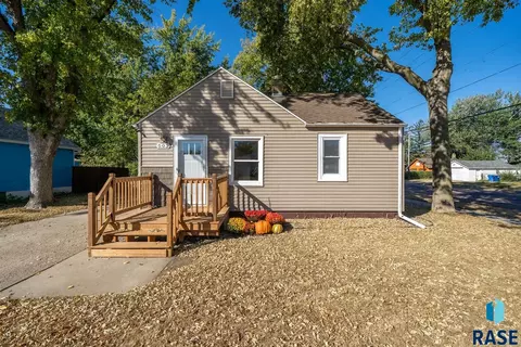 503 S Lincoln Ave, Sioux Falls, SD 57104