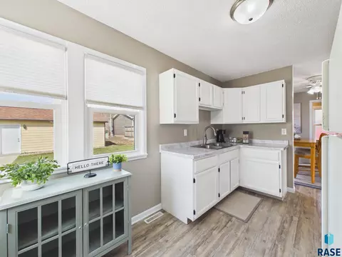 Other - 2425 S Duluth Ave, Sioux Falls, SD 57105 photo 3 of 13