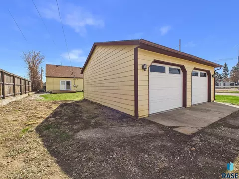 Other - 2425 S Duluth Ave, Sioux Falls, SD 57105 photo 13 of 13