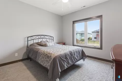 Bedroom - 6600 E Fieldview St, Sioux Falls, SD 57110 photo 1 of 4