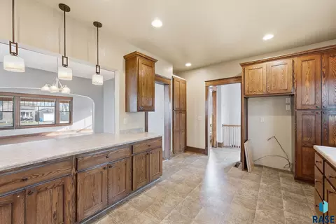 Entry Way - 407 E 6th St, Dell Rapids, SD 57022 photo 3 of 5