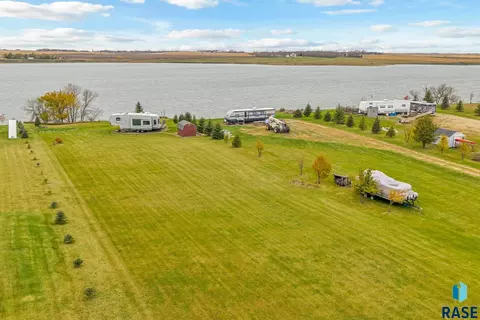19837 Hoffman Ave, Arlington, SD 57212 photo 2
