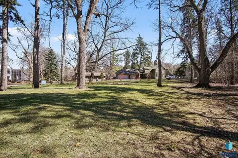 4301 S Pine Cone Pl, Sioux Falls, SD 57105 photo 15