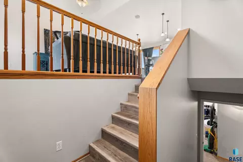 Entry Way - 3905 W 93rd St, Sioux Falls, SD 57108 photo 1 of 1