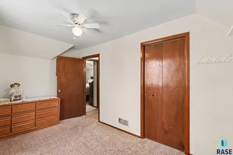119 S Blanche Ave, Madison, SD 57042 photo 20