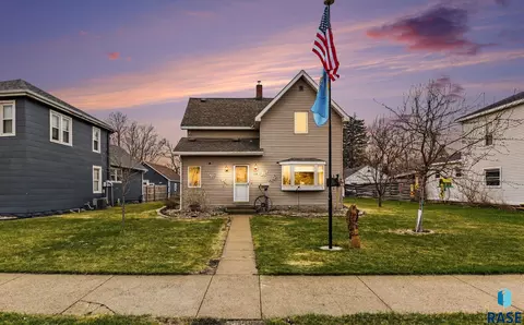 119 S Blanche Ave, Madison, SD 57042 photo 28