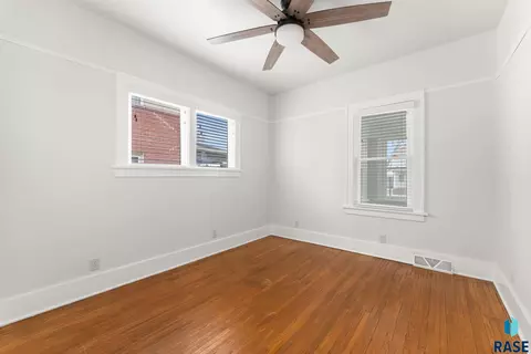 Bedroom - 617 E 20th St, Sioux Falls, SD 57105 photo 1 of 6