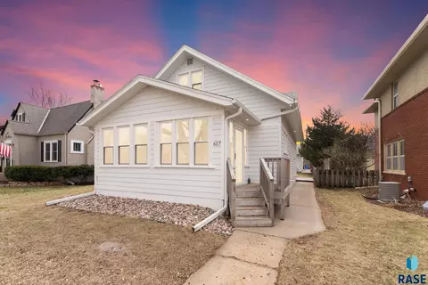 617 E 20th St, Sioux Falls, SD 57105