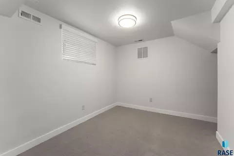 Other - 617 E 20th St, Sioux Falls, SD 57105 photo 14 of 20
