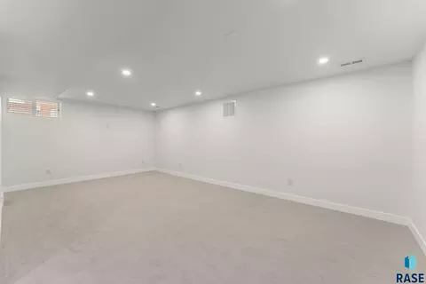 Other - 617 E 20th St, Sioux Falls, SD 57105 photo 9 of 20