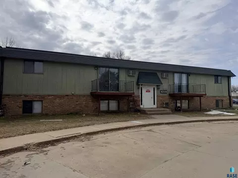 Other - 4203 S West Ave, Sioux Falls, SD 57105 photo 2 of 12