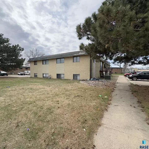 Other - 4203 S West Ave, Sioux Falls, SD 57105 photo 10 of 12