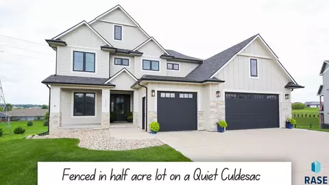 505 Sassafras Cir, Sioux Falls, SD 57110