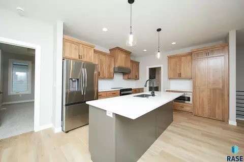 Kitchen - 520 Quartzite Ave, Tea, SD 57064 photo 5 of 6