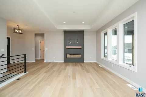 Living - 520 Quartzite Ave, Tea, SD 57064 photo 2 of 7