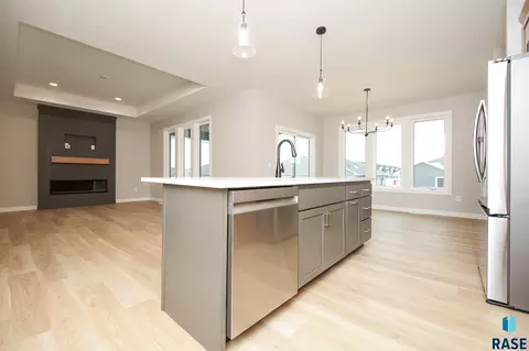 Kitchen - 520 Quartzite Ave, Tea, SD 57064 photo 6 of 6