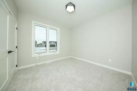 Bedroom - 520 Quartzite Ave, Tea, SD 57064 photo 3 of 5