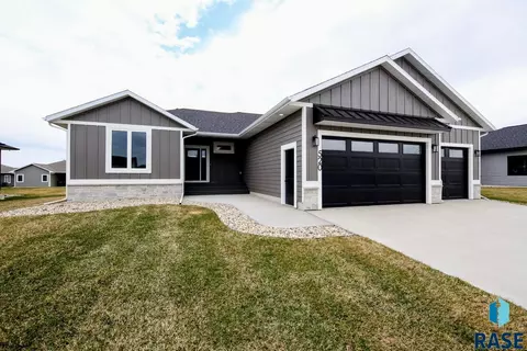 520 Quartzite Ave, Tea, SD 57064