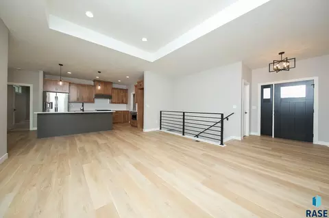 Living - 520 Quartzite Ave, Tea, SD 57064 photo 5 of 7