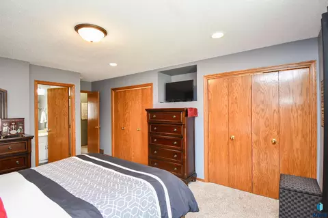Bedroom - 4412 E Scranton St, Sioux Falls, SD 57103 photo 4 of 14