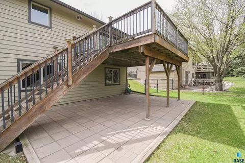 Exterior - 4412 E Scranton St, Sioux Falls, SD 57103 photo 6 of 13