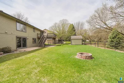 Exterior - 4412 E Scranton St, Sioux Falls, SD 57103 photo 11 of 13