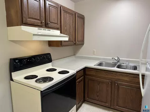 Kitchen - 701 E 6th St, Freeman, SD 57029 photo 3 of 8