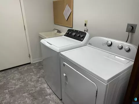Other - 701 E 6th St, Freeman, SD 57029 photo 5 of 14