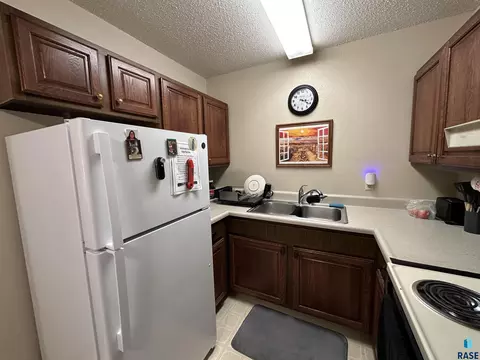 Kitchen - 701 E 6th St, Freeman, SD 57029 photo 8 of 8