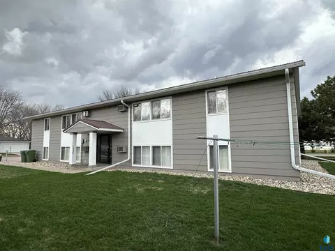 Other - 701 E 6th St, Freeman, SD 57029 photo 4 of 14