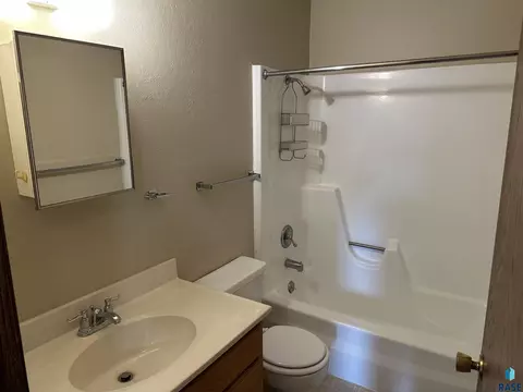 Bath - 701 E 6th St, Freeman, SD 57029 photo 1 of 2