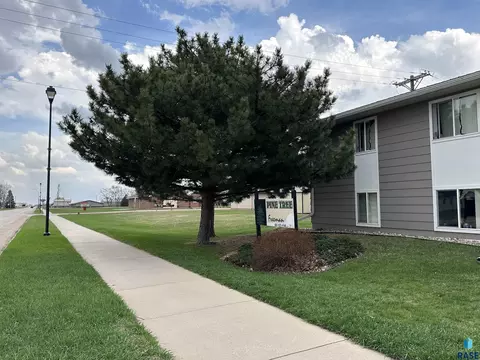 Other - 701 E 6th St, Freeman, SD 57029 photo 2 of 14