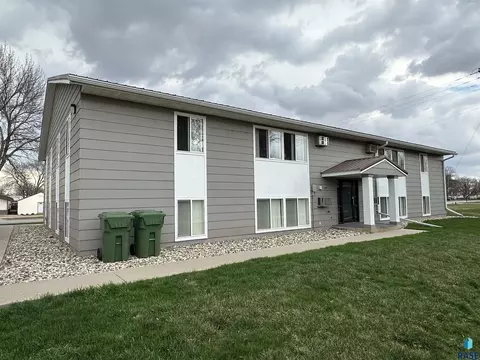 Other - 701 E 6th St, Freeman, SD 57029 photo 3 of 14