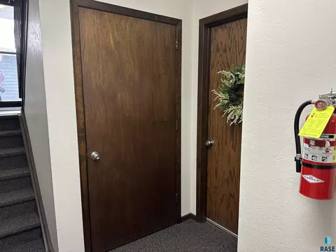 Entry Way - 701 E 6th St, Freeman, SD 57029 photo 5 of 12