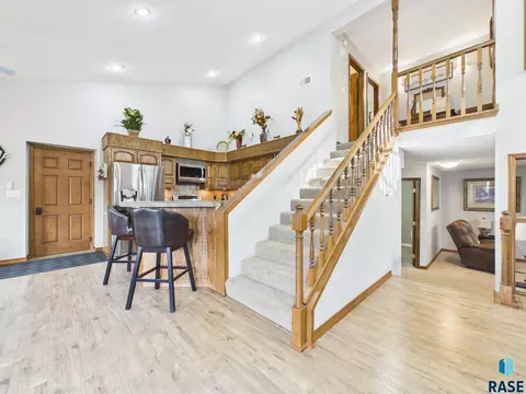 Entry Way - 102 E 8th St, Dell Rapids, SD 57022 photo 3 of 6