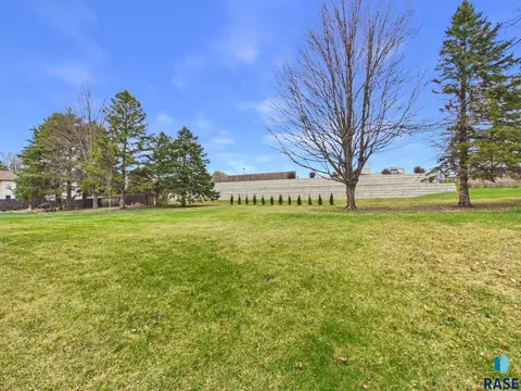 Exterior - 102 E 8th St, Dell Rapids, SD 57022 photo 6 of 7