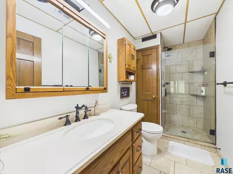 Bath - 102 E 8th St, Dell Rapids, SD 57022 photo 2 of 2